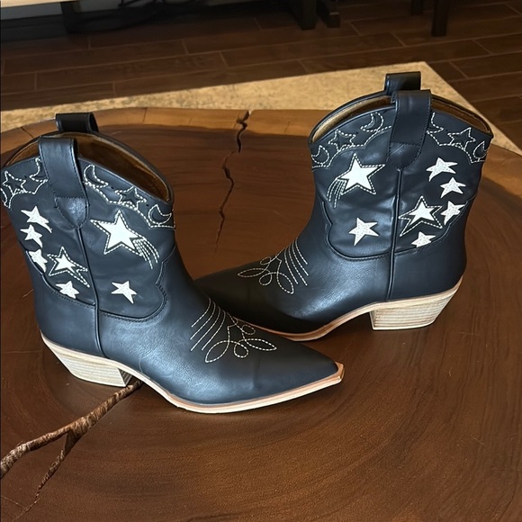 ShuShop Valencia Star Western Boots/ Size 9M - Picture 1 of 11